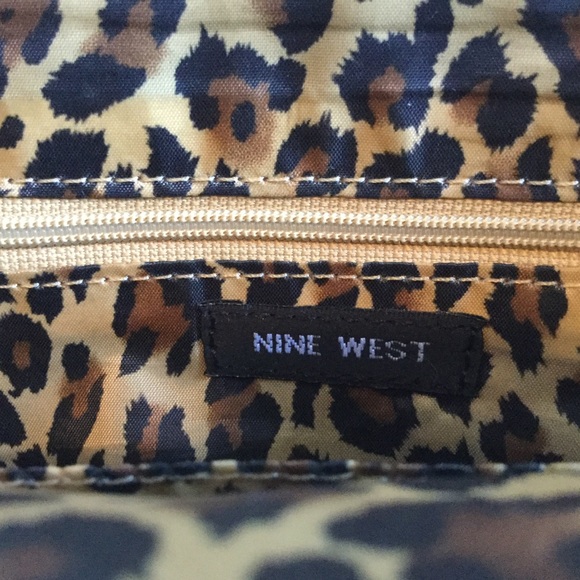 Nine West red evening bag - Picture 6 of 6